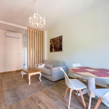 Joivy Lele Apartment With Swimming Pool Рапалло Экстерьер фото